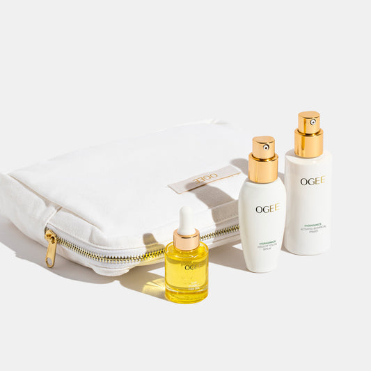 A glow-enhancing trio of anti-aging formulas that deliver triple-action hydration and a gorgeous glow.